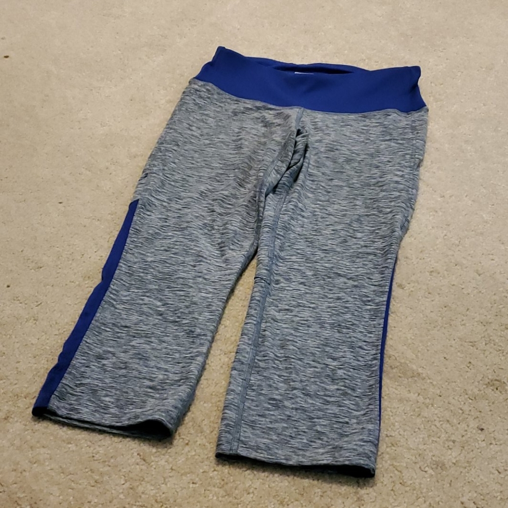 Women's New Balance crop workout pants-XS